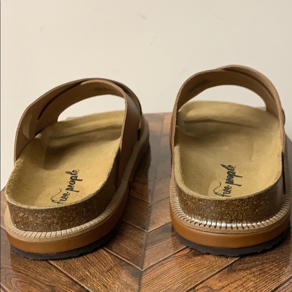 Free People Sidelines Footbed Honey Sandals -New - LAST ONE Size 9 - Picture 3 of 7